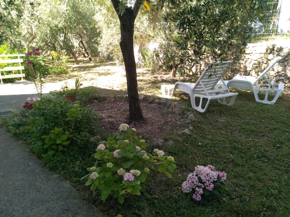 Apartments Kampor Damira Ραμπ Εξωτερικό φωτογραφία