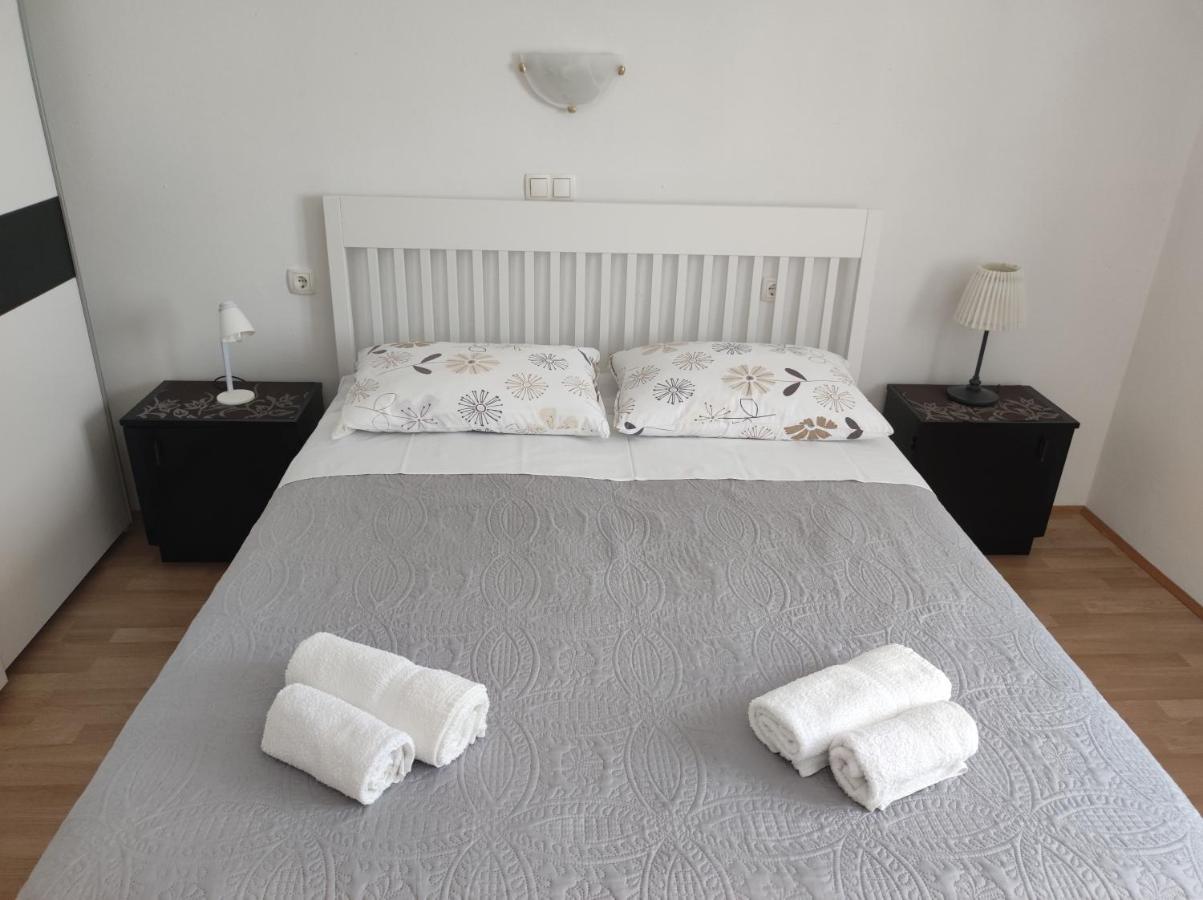 Apartments Kampor Damira Ραμπ Εξωτερικό φωτογραφία