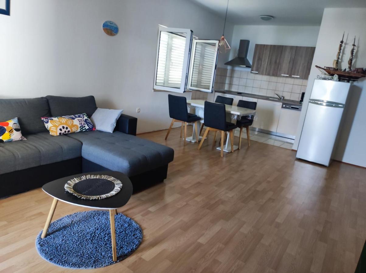 Apartments Kampor Damira Ραμπ Εξωτερικό φωτογραφία