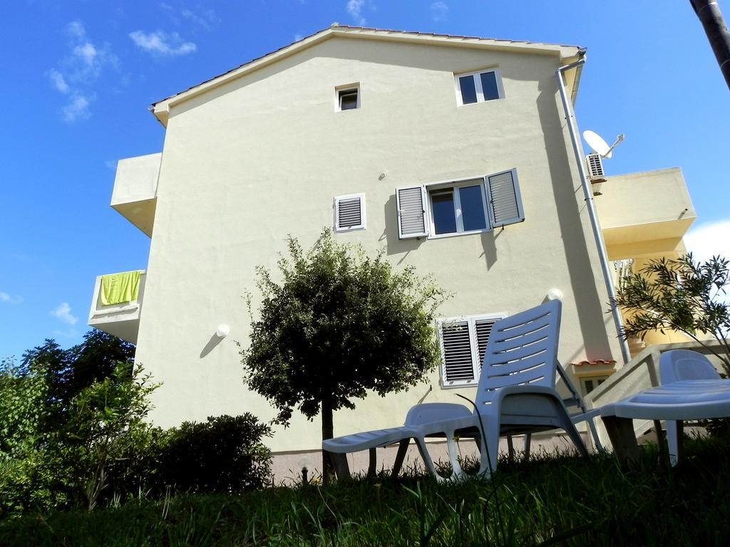 Apartments Kampor Damira Ραμπ Εξωτερικό φωτογραφία